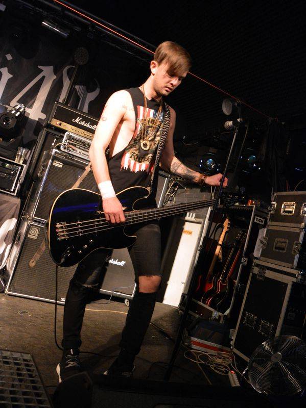 Správní chlapi Rybičky 48 a Imodium vyprodávají hudební kluby