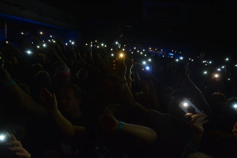 Správní chlapi Rybičky 48 a Imodium vyprodávají hudební kluby