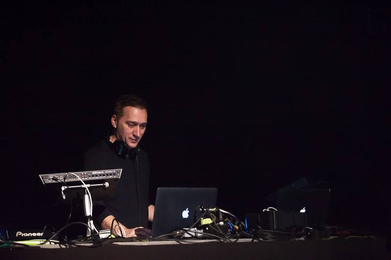 Paul Van Dyk je po úrazu zase ve formě, dokázal to v pražském SaSaZu