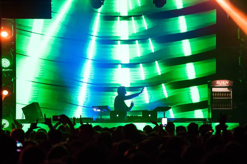 Paul Van Dyk je po úrazu zase ve formě, dokázal to v pražském SaSaZu