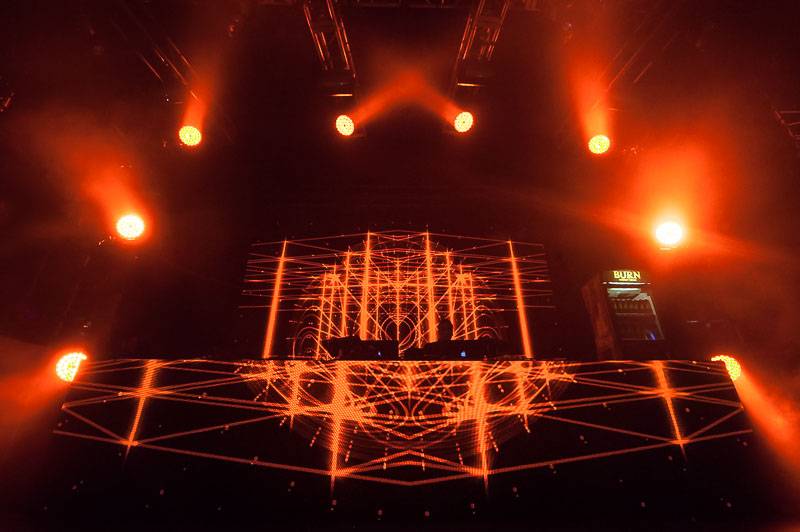 Paul Van Dyk je po úrazu zase ve formě, dokázal to v pražském SaSaZu