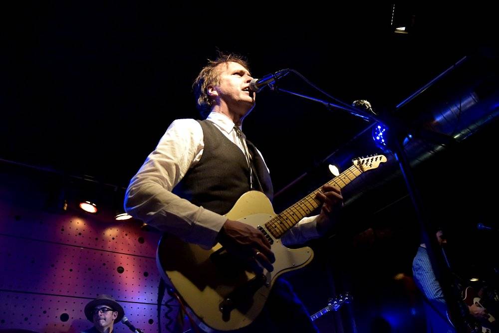 Chuck Prophet, známý z Green On Red i sólově, řádil v Jaz Docku