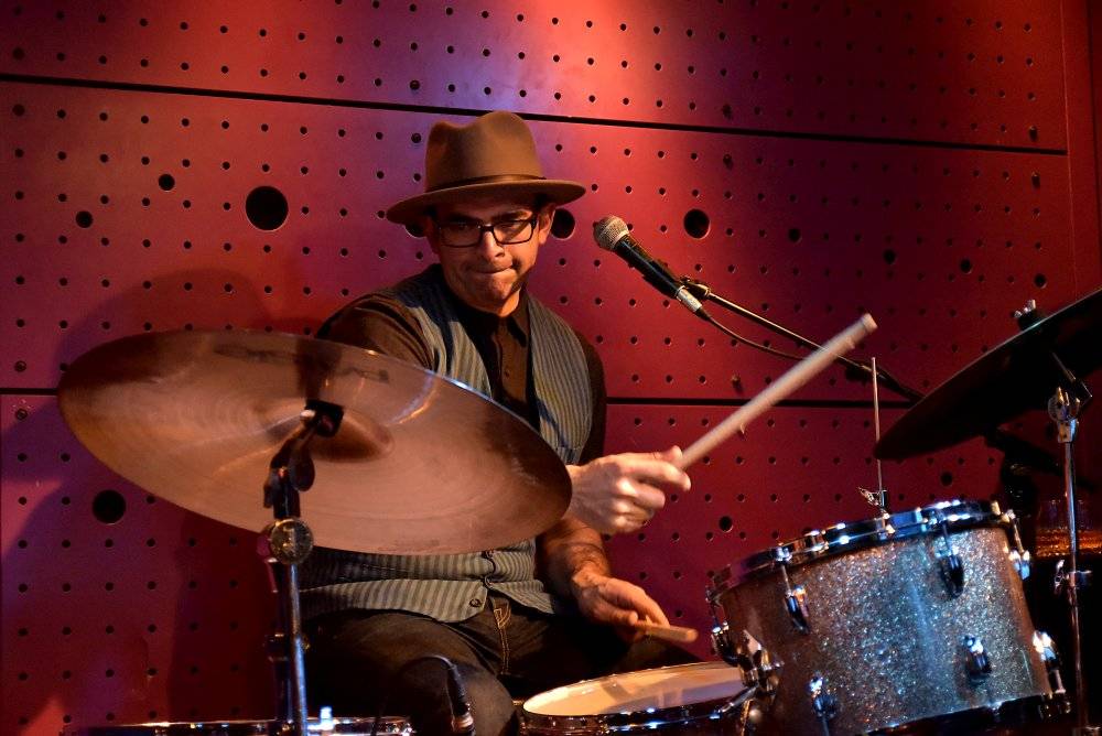 Chuck Prophet, známý z Green On Red i sólově, řádil v Jaz Docku