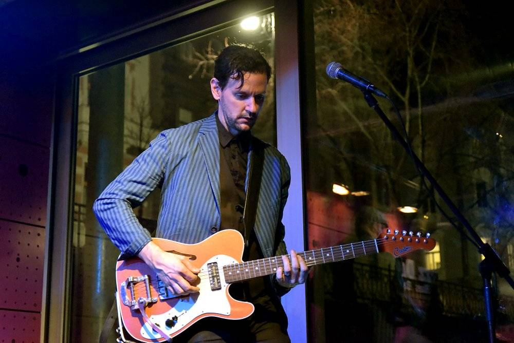 Chuck Prophet, známý z Green On Red i sólově, řádil v Jaz Docku