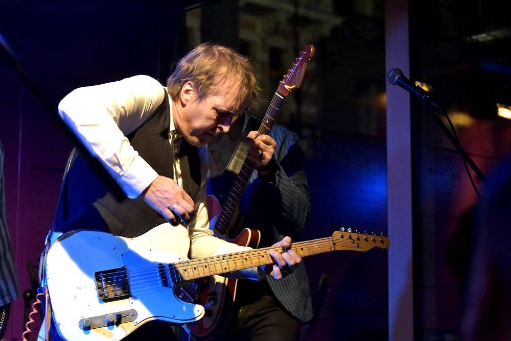 Chuck Prophet, známý z Green On Red i sólově, řádil v Jaz Docku