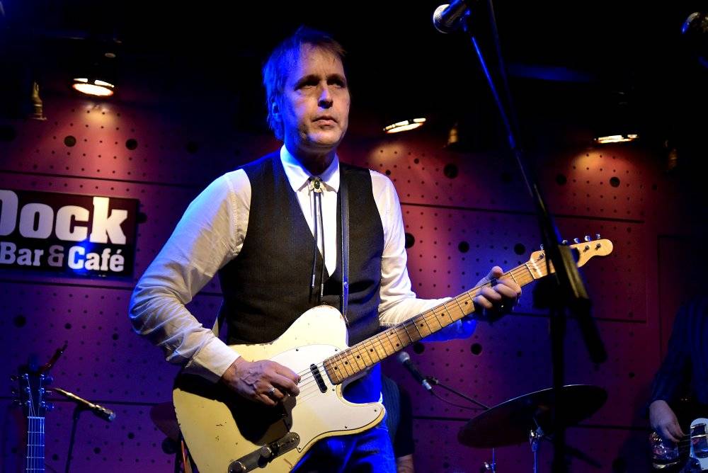 Chuck Prophet, známý z Green On Red i sólově, řádil v Jaz Docku
