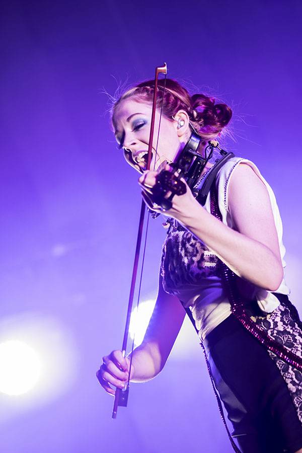 Druhý koncert tančící houslistky Lindsey Stirling byl dechberoucí