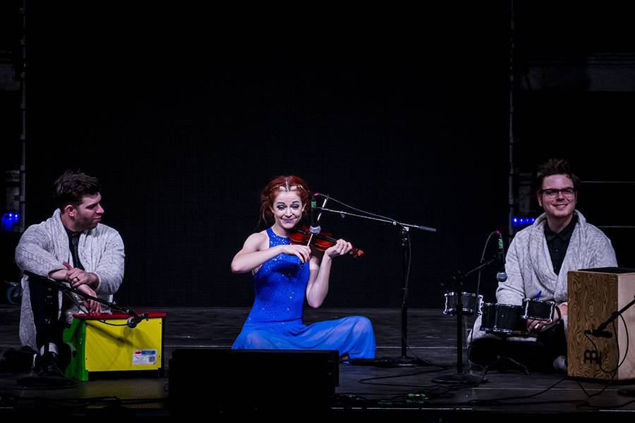 Druhý koncert tančící houslistky Lindsey Stirling byl dechberoucí