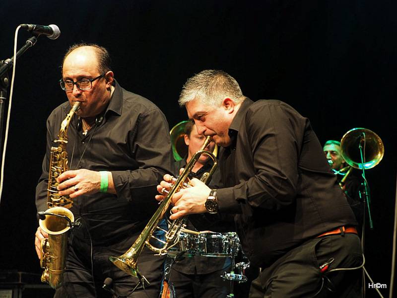 Fanfare Ciocărlia přenesli vyprodanou Akropoli do malé rumunské vesničky