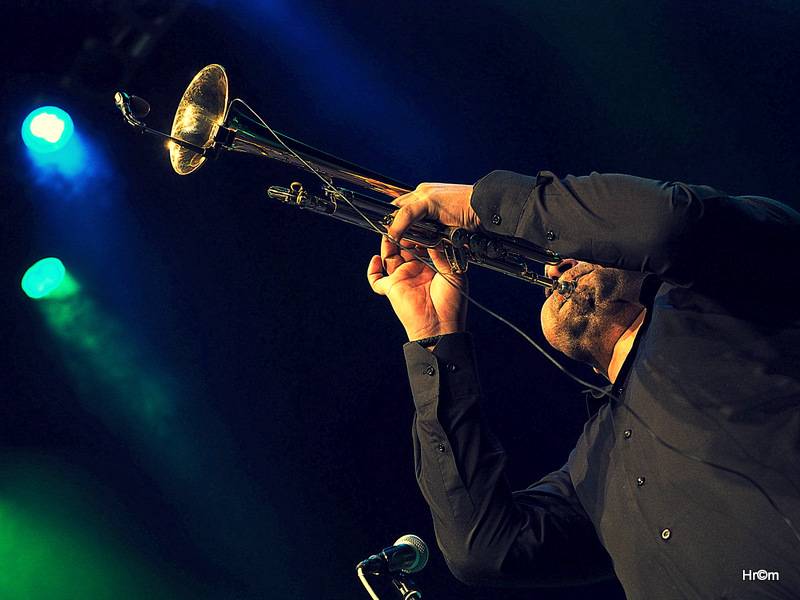 Fanfare Ciocărlia přenesli vyprodanou Akropoli do malé rumunské vesničky