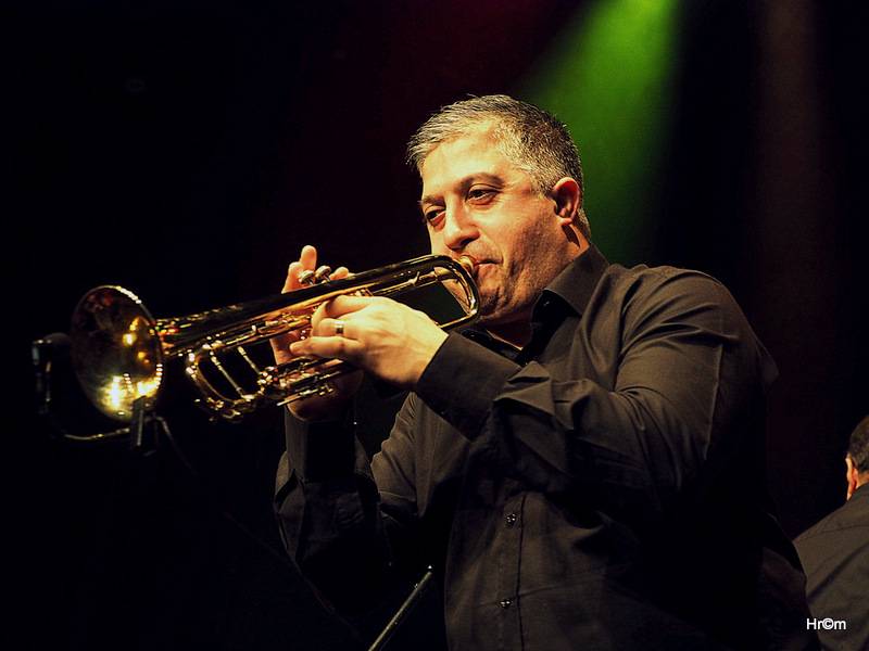 Fanfare Ciocărlia přenesli vyprodanou Akropoli do malé rumunské vesničky