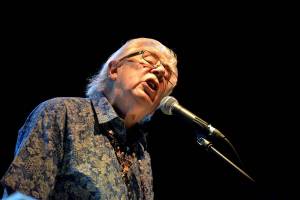 Britský bluesman John Mayall vyprodal pražskou Archu