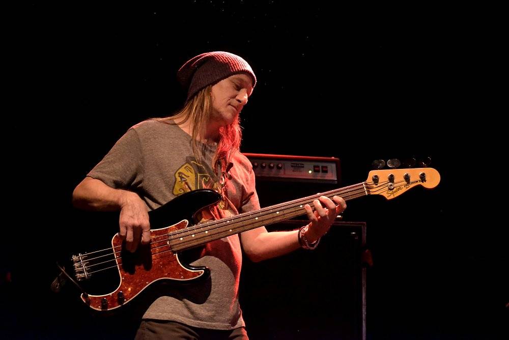 Britský bluesman John Mayall vyprodal pražskou Archu