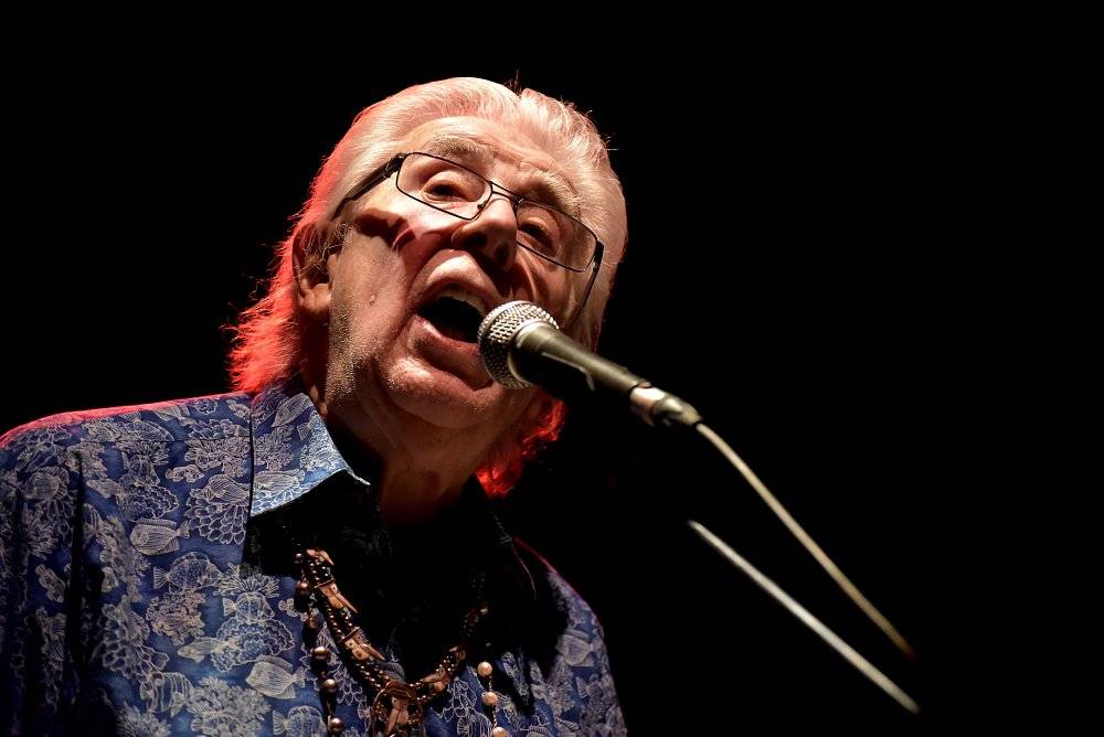 Britský bluesman John Mayall vyprodal pražskou Archu