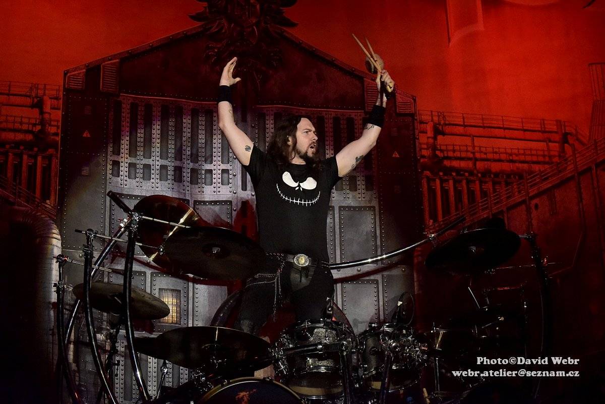 Sabaton v doprovodu Accept málem zbourali sparťanskou Tipsport arénu