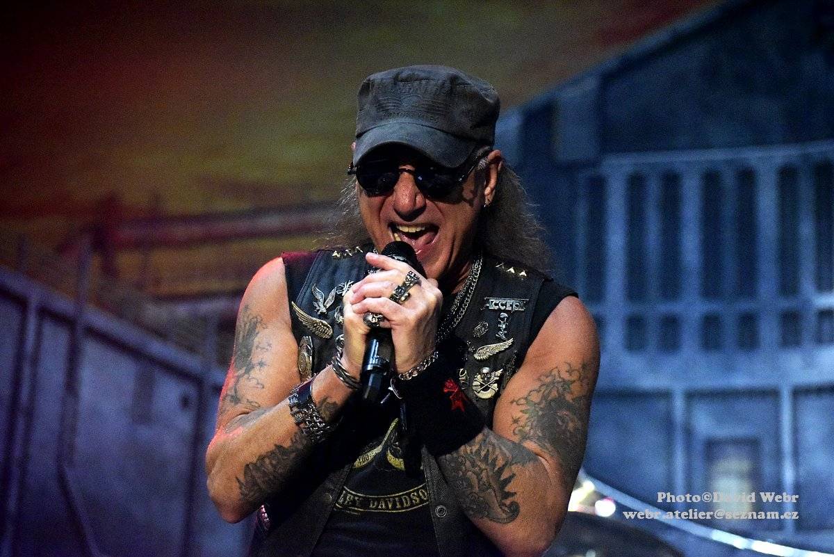 Sabaton v doprovodu Accept málem zbourali sparťanskou Tipsport arénu