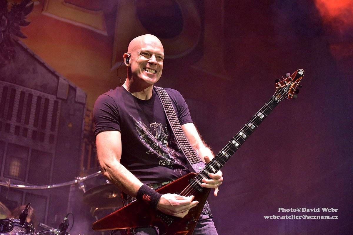 Sabaton v doprovodu Accept málem zbourali sparťanskou Tipsport arénu