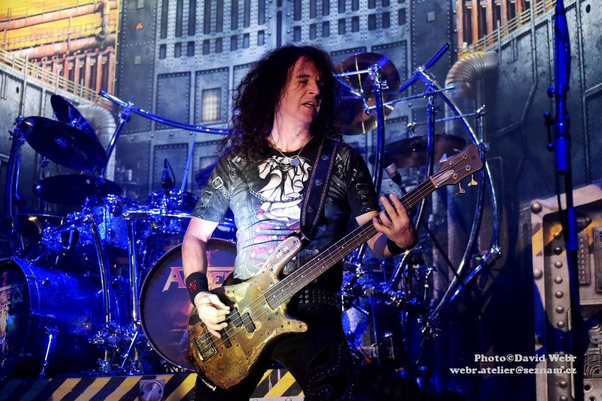 Sabaton v doprovodu Accept málem zbourali sparťanskou Tipsport arénu