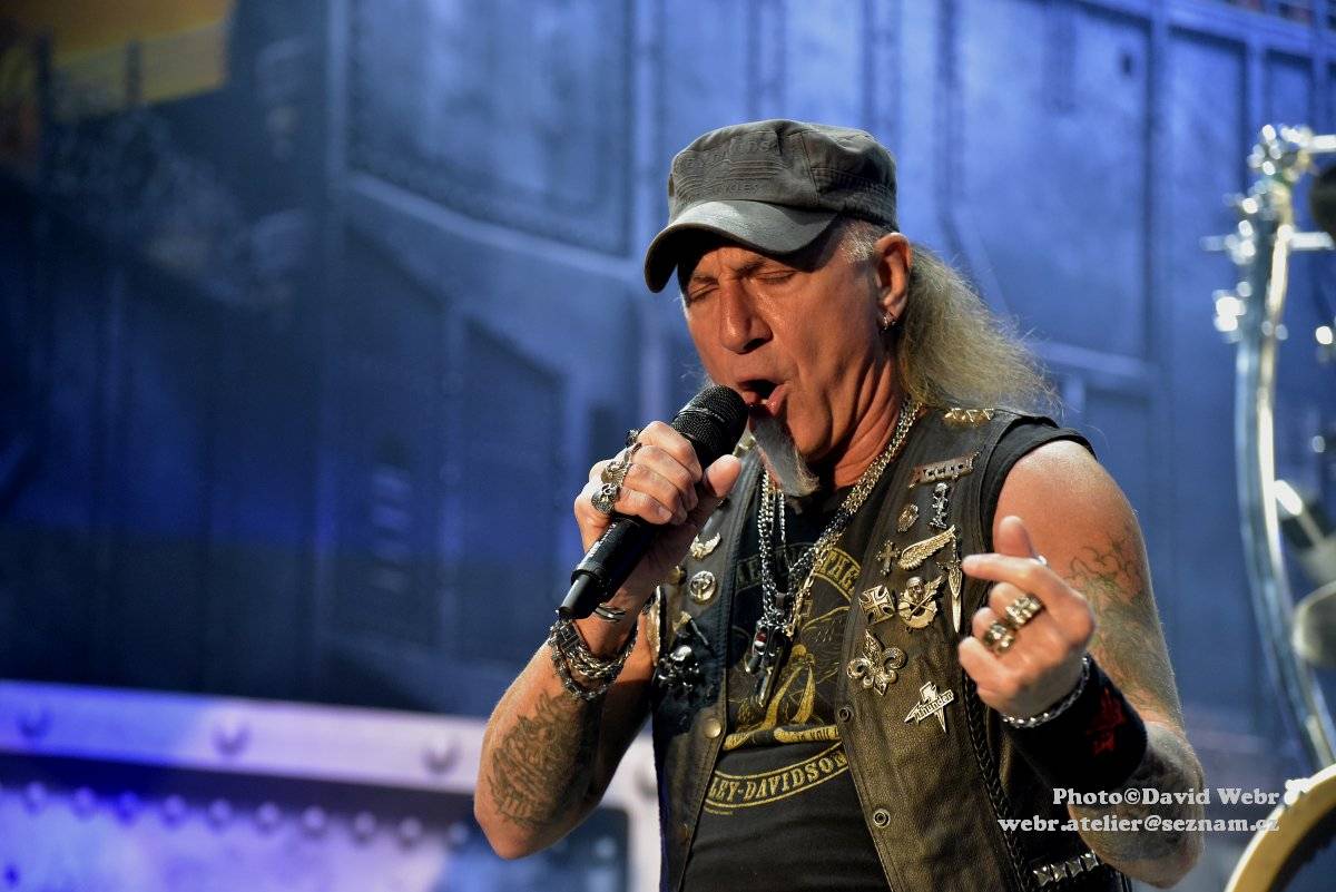 Sabaton v doprovodu Accept málem zbourali sparťanskou Tipsport arénu