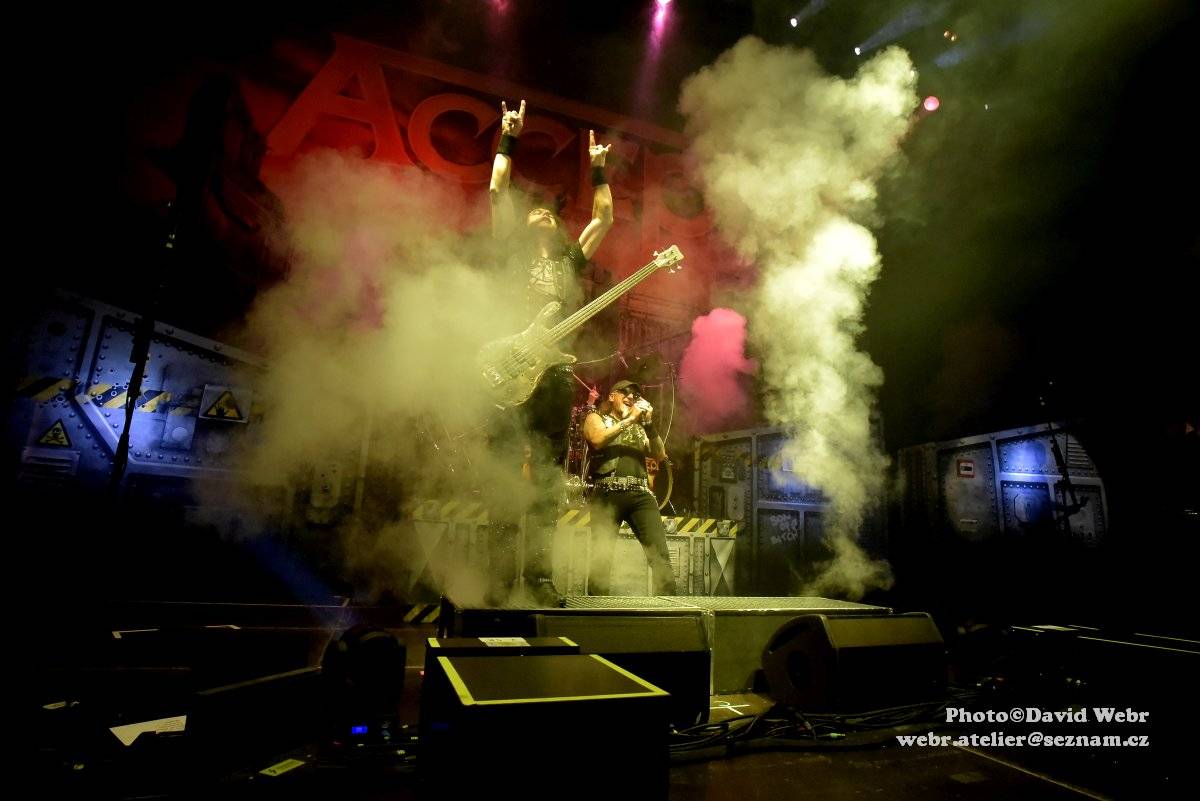 Sabaton v doprovodu Accept málem zbourali sparťanskou Tipsport arénu