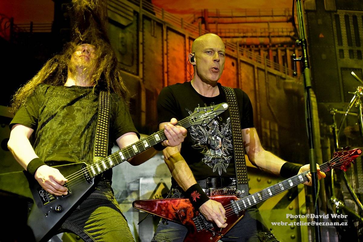 Sabaton v doprovodu Accept málem zbourali sparťanskou Tipsport arénu