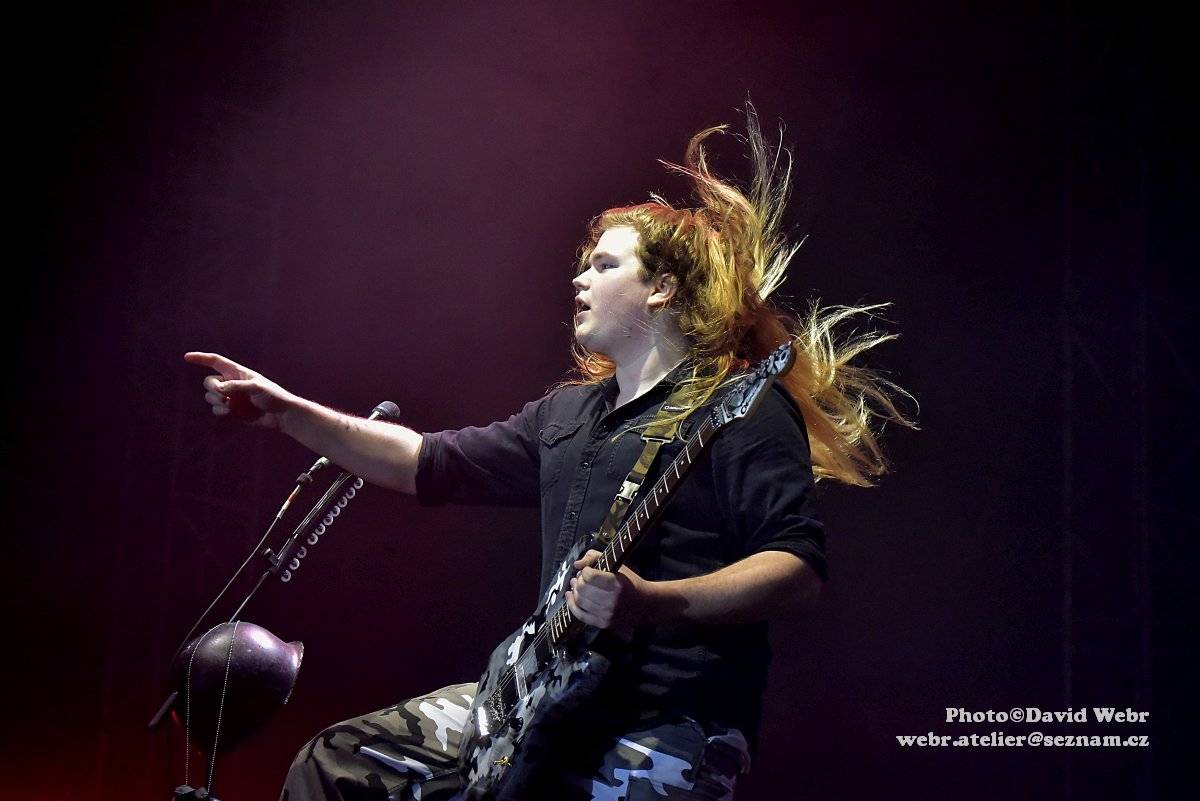 Sabaton v doprovodu Accept málem zbourali sparťanskou Tipsport arénu