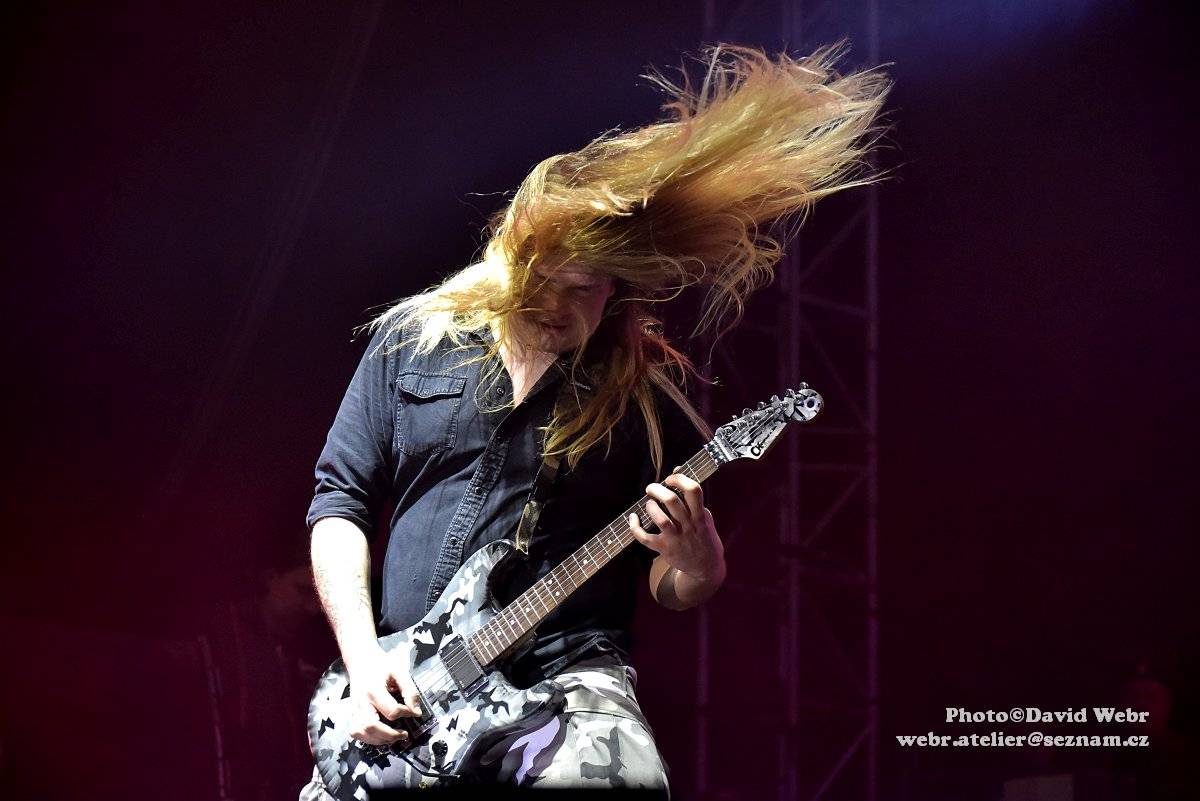 Sabaton v doprovodu Accept málem zbourali sparťanskou Tipsport arénu