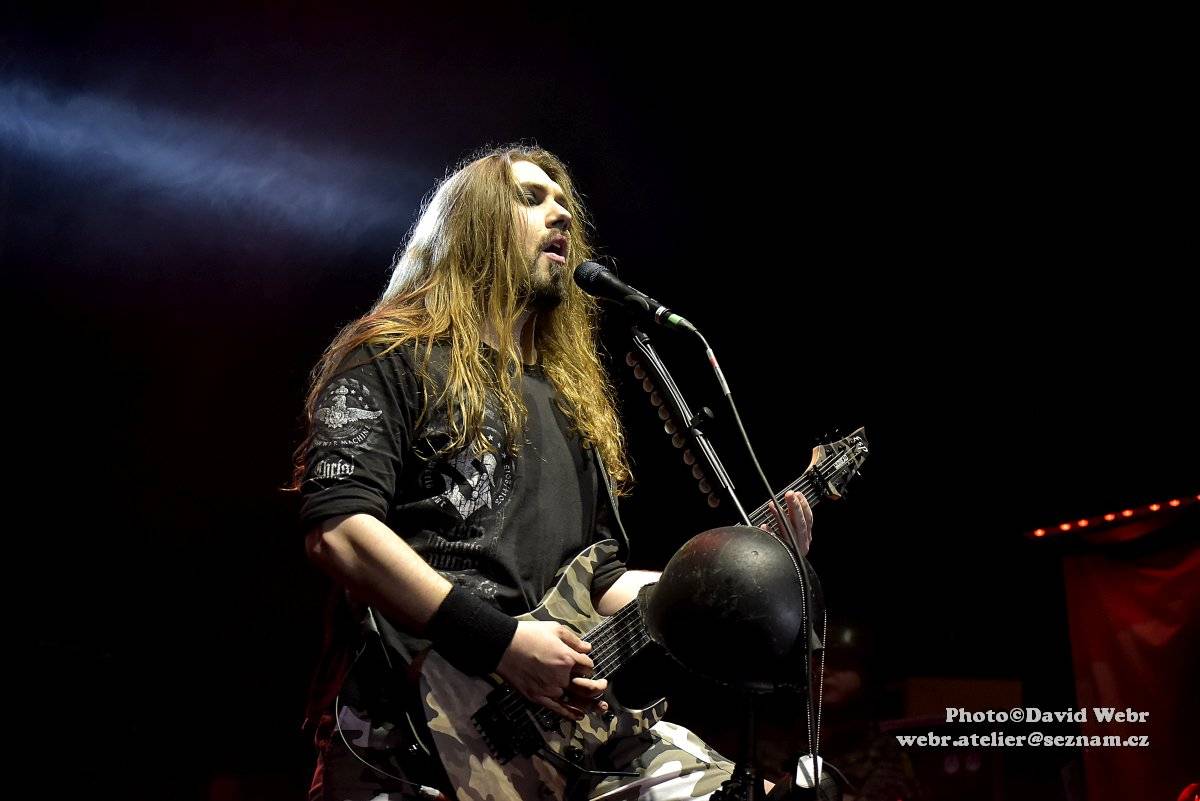 Sabaton v doprovodu Accept málem zbourali sparťanskou Tipsport arénu