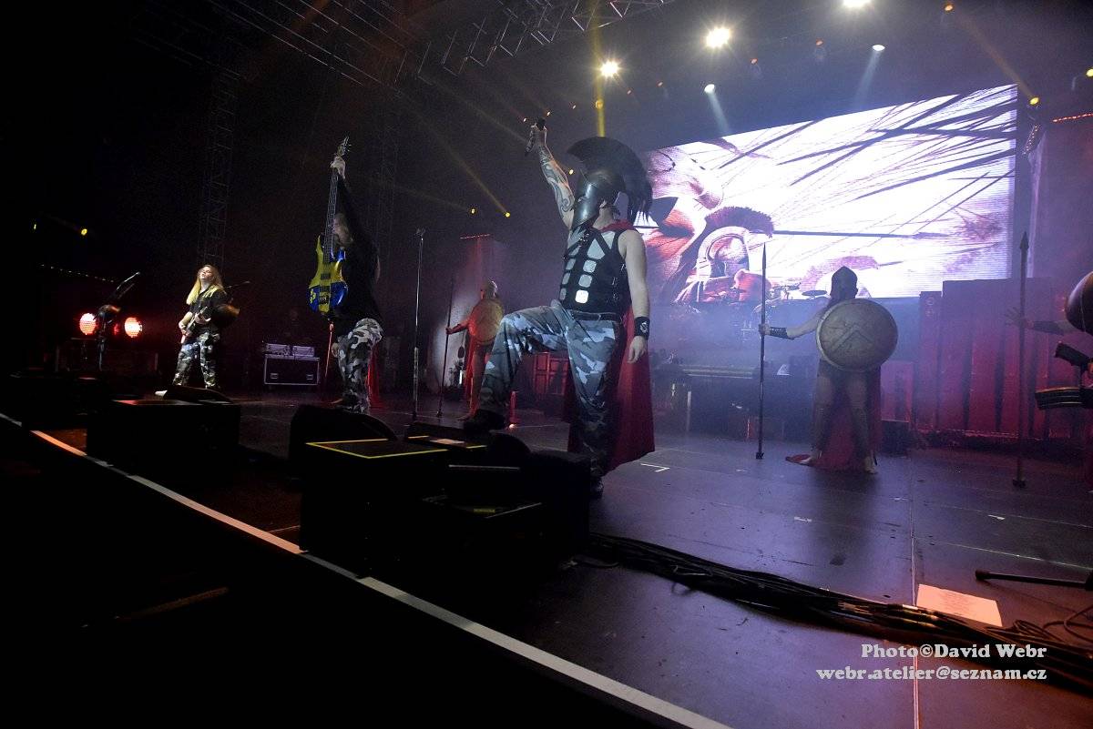 Sabaton v doprovodu Accept málem zbourali sparťanskou Tipsport arénu