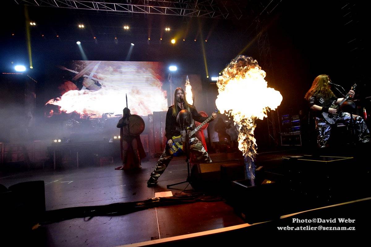 Sabaton v doprovodu Accept málem zbourali sparťanskou Tipsport arénu