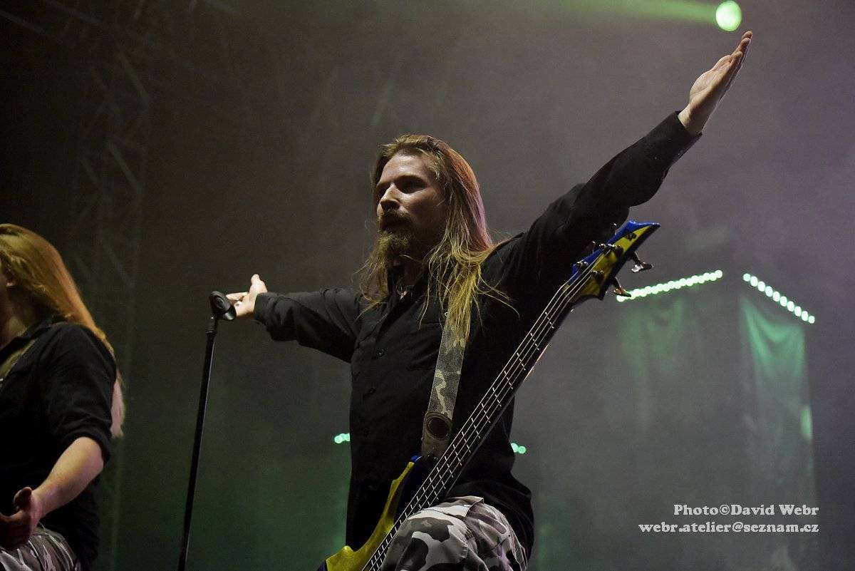 Sabaton v doprovodu Accept málem zbourali sparťanskou Tipsport arénu