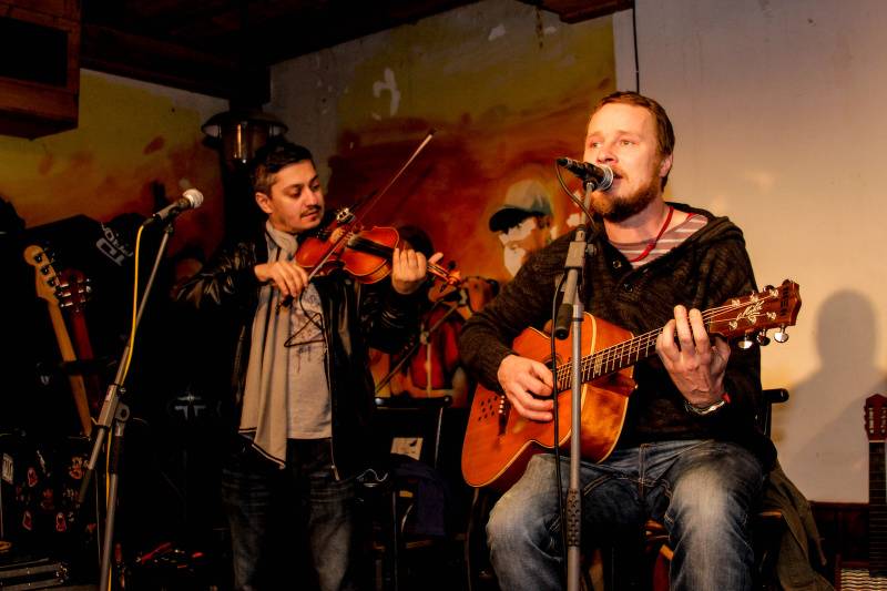 Wohnout zahráli ve Stříbrné Skalici unplugged, vystoupili také Dirty Blondes