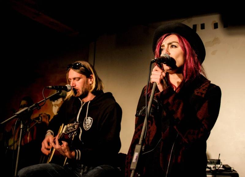 Wohnout zahráli ve Stříbrné Skalici unplugged, vystoupili také Dirty Blondes