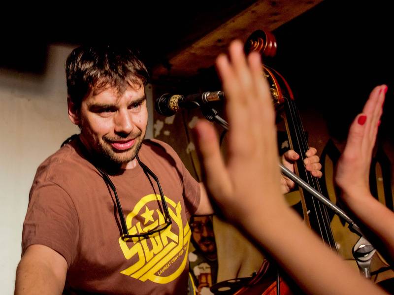 Wohnout zahráli ve Stříbrné Skalici unplugged, vystoupili také Dirty Blondes