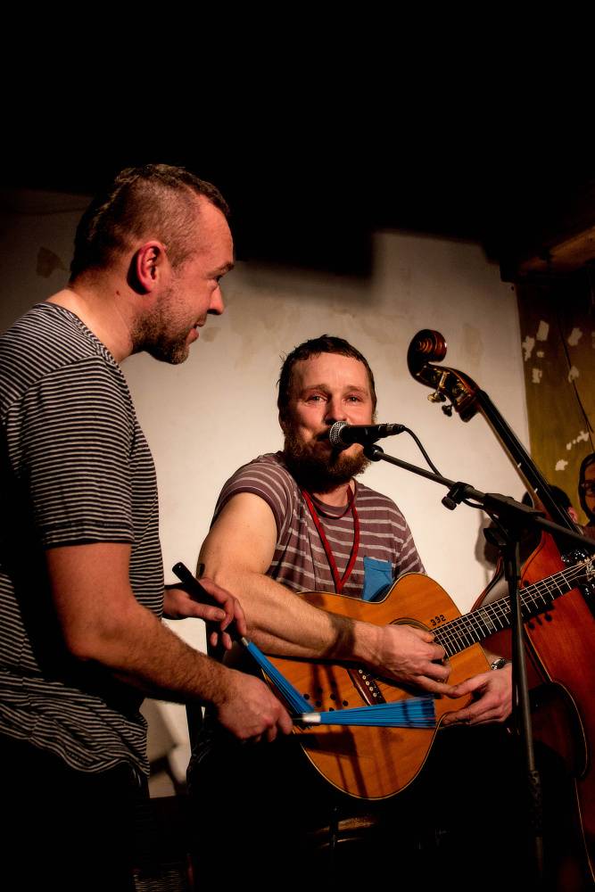 Wohnout zahráli ve Stříbrné Skalici unplugged, vystoupili také Dirty Blondes