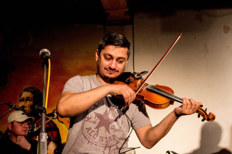 Wohnout zahráli ve Stříbrné Skalici unplugged, vystoupili také Dirty Blondes