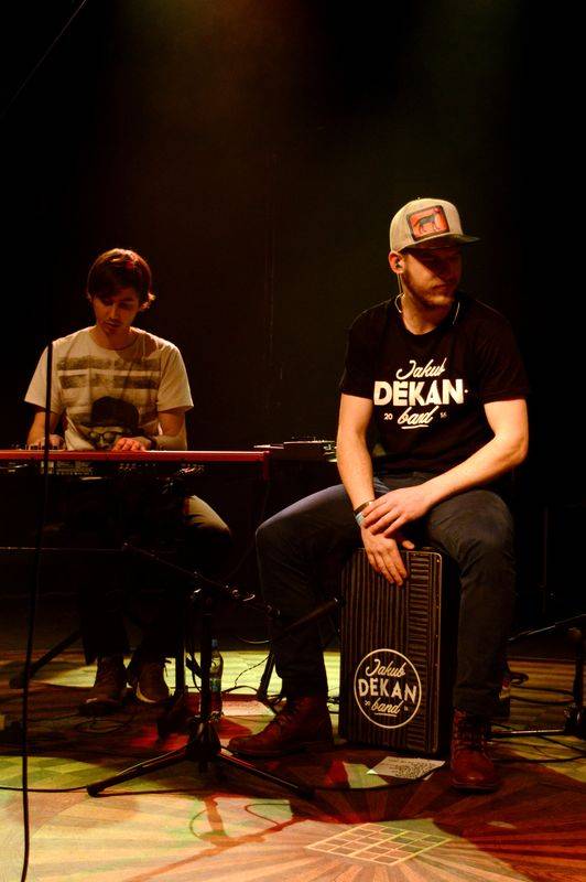 Pekař přivedl do malé Lucerny Boha, Jakuba Děkana fanoušci rozplakali. Přišel i Kuba Ryba