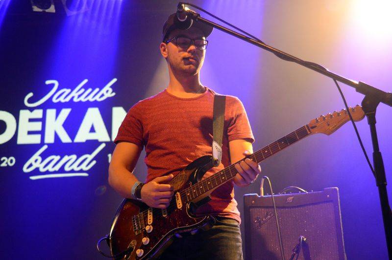 Pekař přivedl do malé Lucerny Boha, Jakuba Děkana fanoušci rozplakali. Přišel i Kuba Ryba