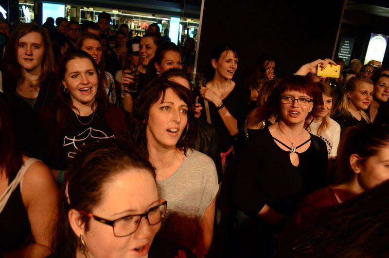 Pekař přivedl do malé Lucerny Boha, Jakuba Děkana fanoušci rozplakali. Přišel i Kuba Ryba