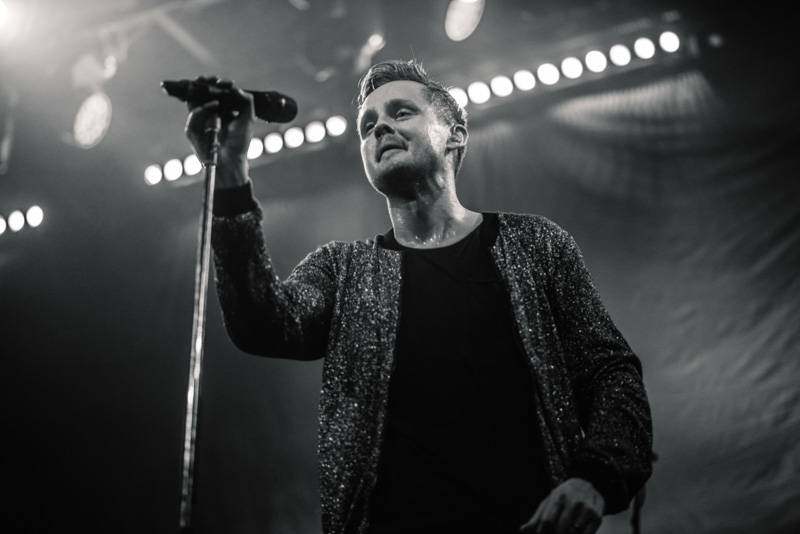 Tom Chaplin, hlas Keane, představil v Roxy své sólové album