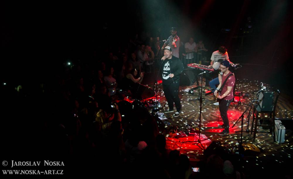 Pekař a Jakub Děkan v obklopení hostů: Malý Velký Tour dorazilo do Prahy
