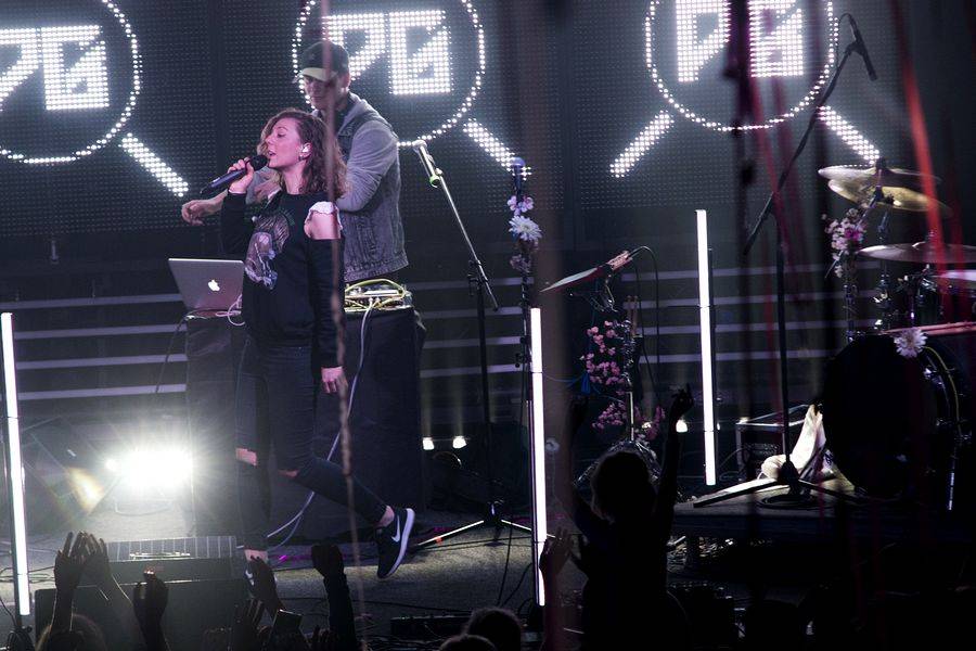 Lenny zpátky na pódiích: jarní část Hearts tour pokračovala v Brně