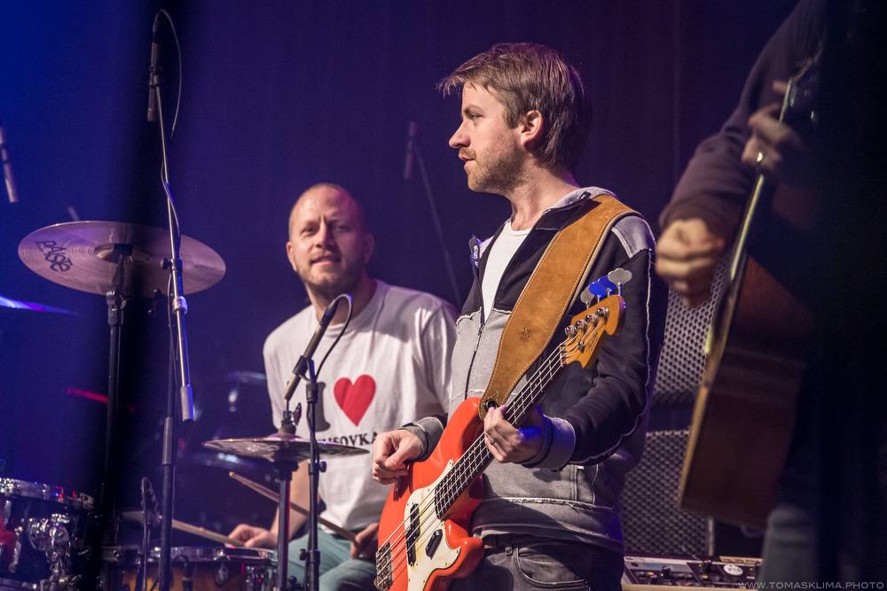 Hudební ceny Žebřík moderovali Jakub Kohák a Iva Pazderková, sošky sbírali Tomáš Klus, Ewa Farna a další