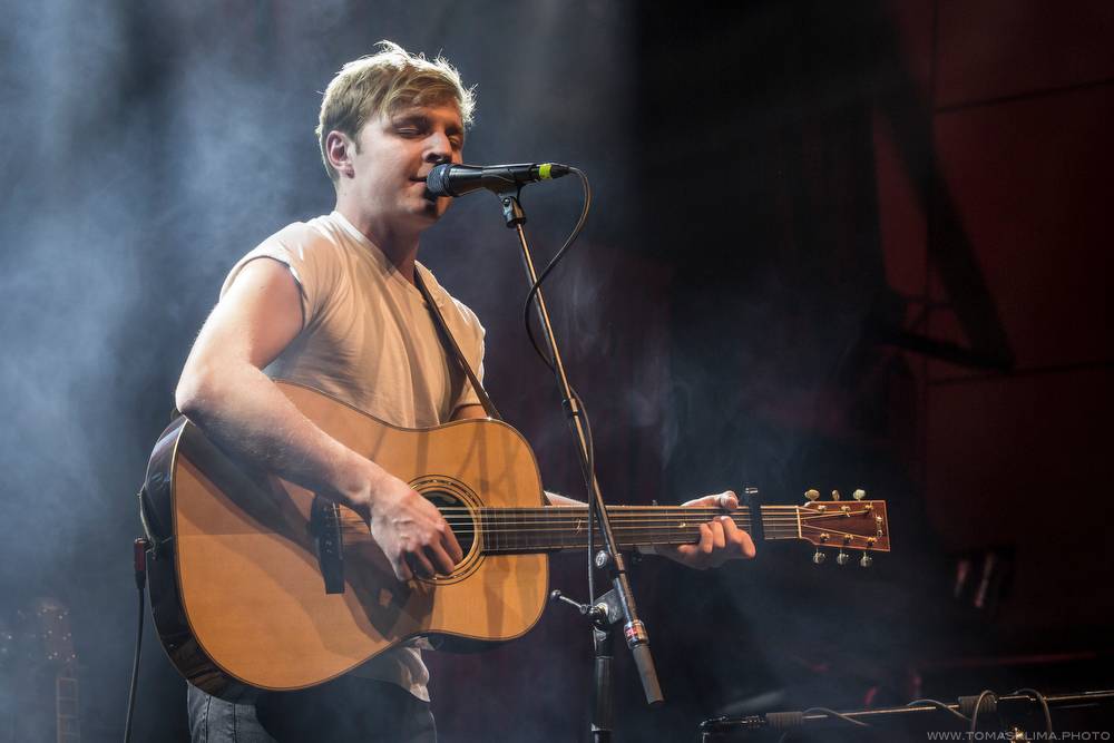 Hudební ceny Žebřík moderovali Jakub Kohák a Iva Pazderková, sošky sbírali Tomáš Klus, Ewa Farna a další