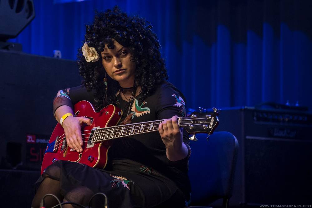 Hudební ceny Žebřík moderovali Jakub Kohák a Iva Pazderková, sošky sbírali Tomáš Klus, Ewa Farna a další