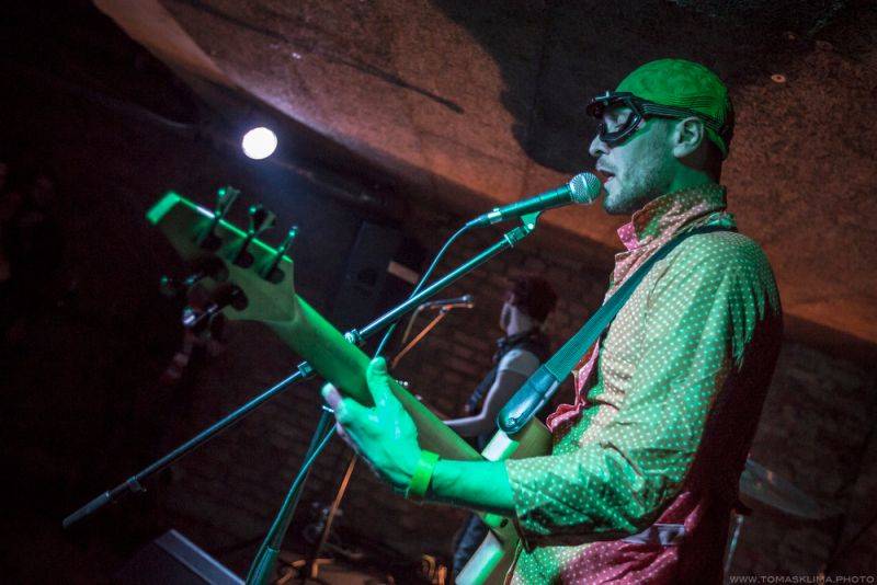 Chiki Liki Tu-A vyučovali v Café V lese matematiku: 3x4=13!