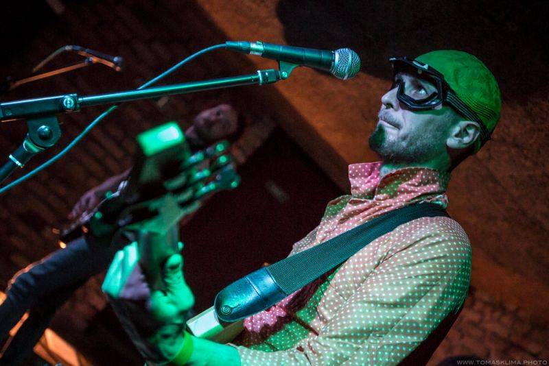 Chiki Liki Tu-A vyučovali v Café V lese matematiku: 3x4=13!