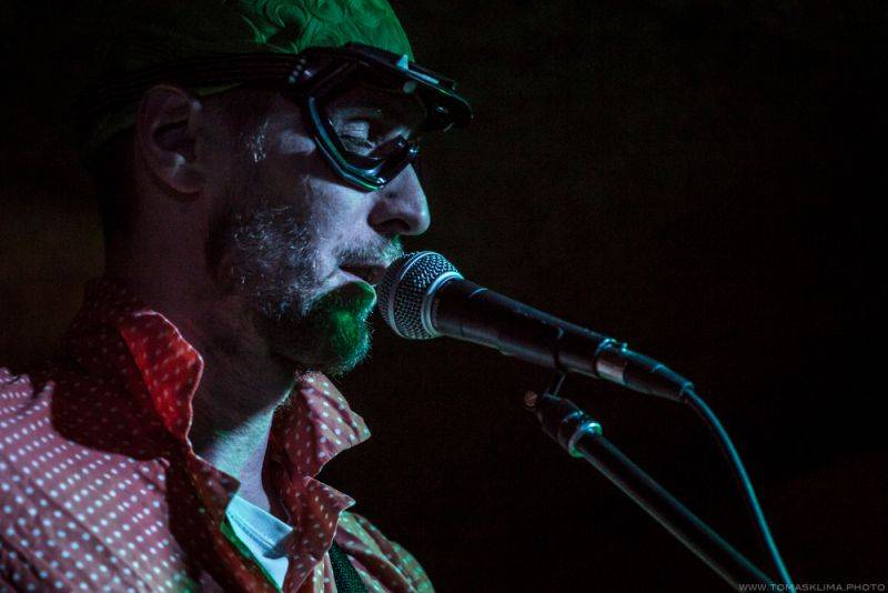 Chiki Liki Tu-A vyučovali v Café V lese matematiku: 3x4=13!