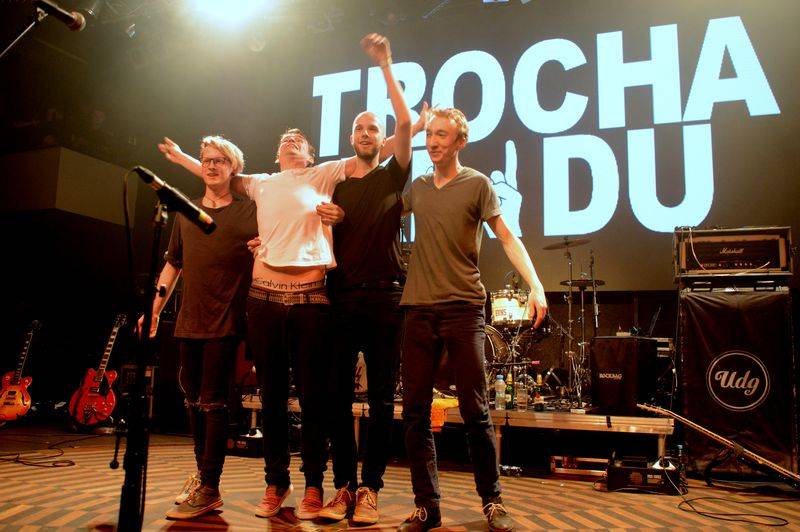 Úspěšné turné Ovoce a UDG vyprodalo Lucerna Music Bar, zazpívat si přišel i Xindl X