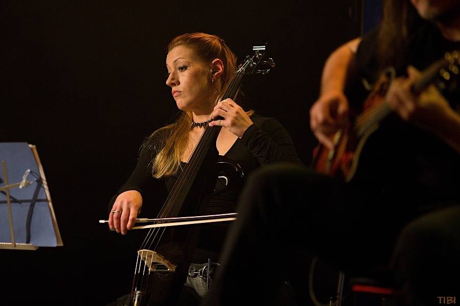 Arakain v Českých Budějovicích zahráli unplugged